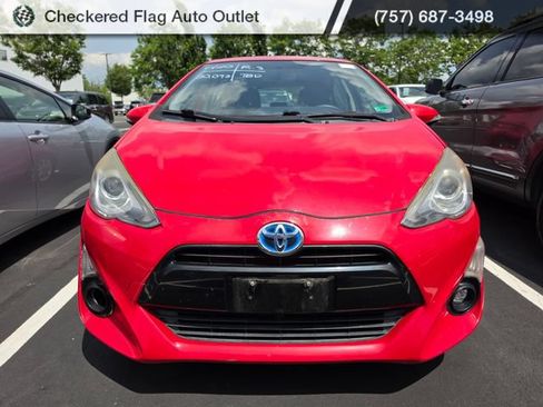 Used 2015 Toyota Prius C Four FWD image 2