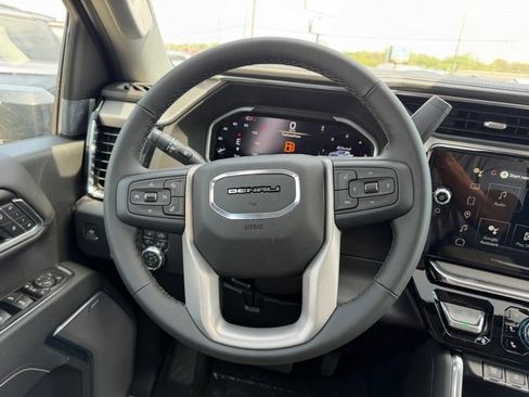 New 2026 GMC Sierra 2500 Denali w/ Denali Reserve Package AWD/4WD image 10