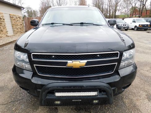 Used 2013 Chevrolet Tahoe LT w/ Luxury Package image 3