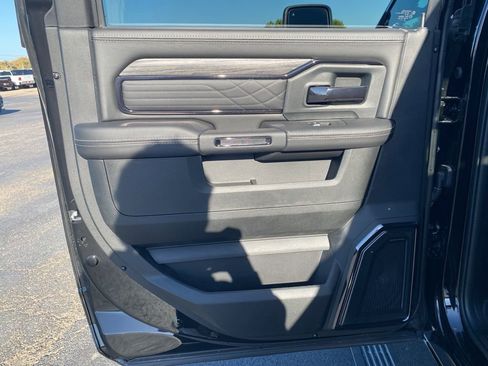 New 2026 RAM 2500 Limited image 38