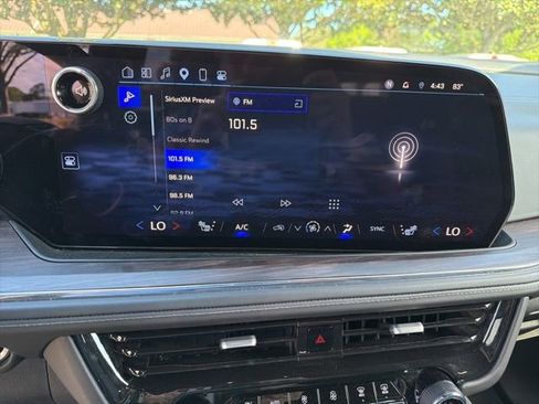 Used 2025 Chevrolet Tahoe LT image 27