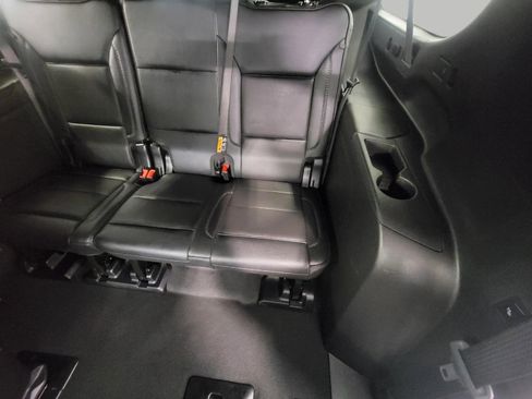 Used 2025 GMC Yukon XL Denali image 22