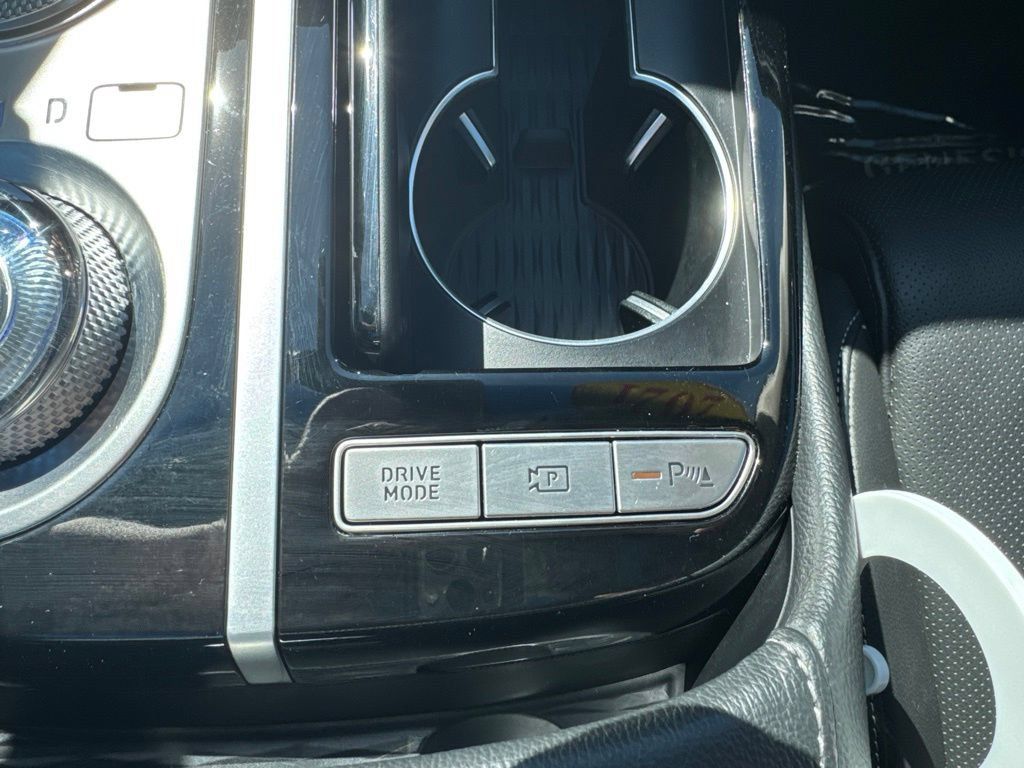 Used 2021 Genesis G80 2.5T RWD image 20