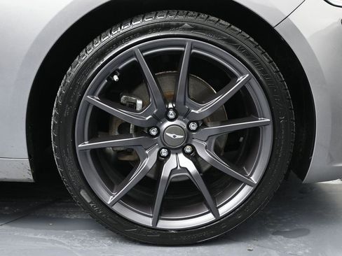 Used 2023 Genesis G70 2.0T image 14