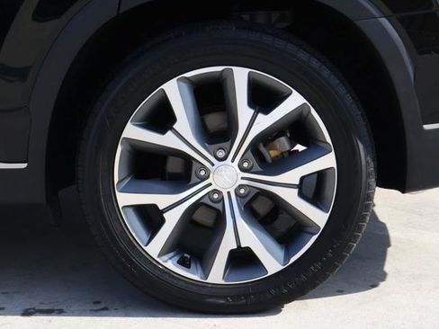 Used 2022 Hyundai Palisade SEL w/ 8P Bench Seat Package image 8