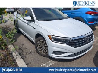 Used 2019 Volkswagen Jetta SEL image 1