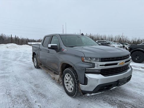 Used 2019 Chevrolet Silverado 1500 LT w/ All-Star Edition image 10