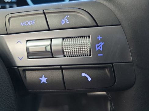 New 2026 Hyundai Kona Limited FWD image 18