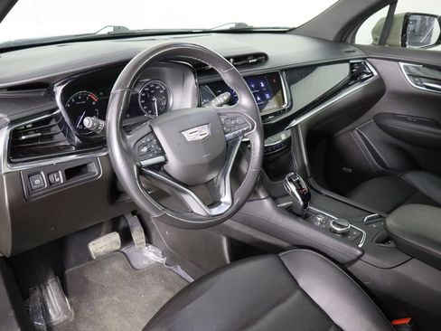 Used 2022 Cadillac XT6 Premium Luxury image 30
