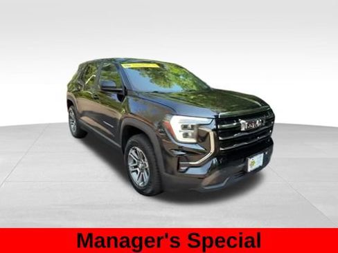 Used 2025 GMC Terrain Elevation AWD/4WD image 12