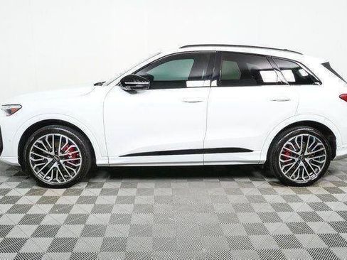Used 2025 Audi SQ5 Premium Plus w/ Premium Plus Package AWD/4WD image 33