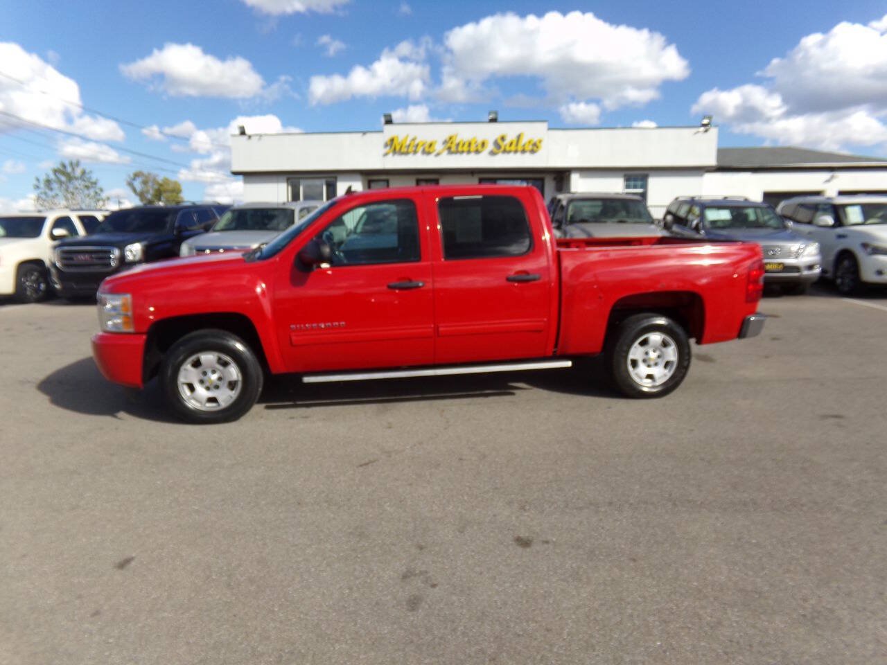 Used 2010 Chevrolet Silverado 1500 LT w/ Power Pack Plus RWD image 1