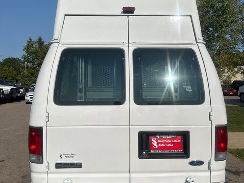 Used 2007 Ford E-250 and Econoline 250 Extended image 7