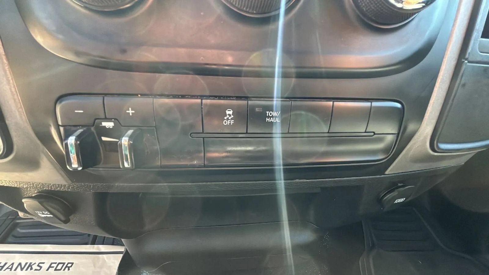 Used 2022 RAM 1500 Classic Tradesman AWD/4WD image 17