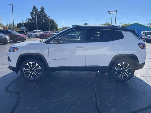 Used 2022 Jeep Compass Limited image 8
