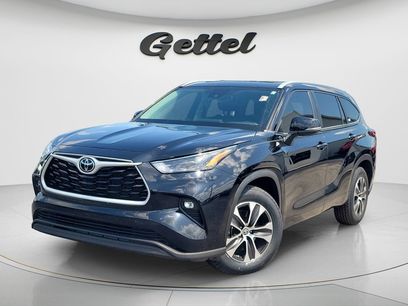 Used 2023 Toyota Highlander XLE