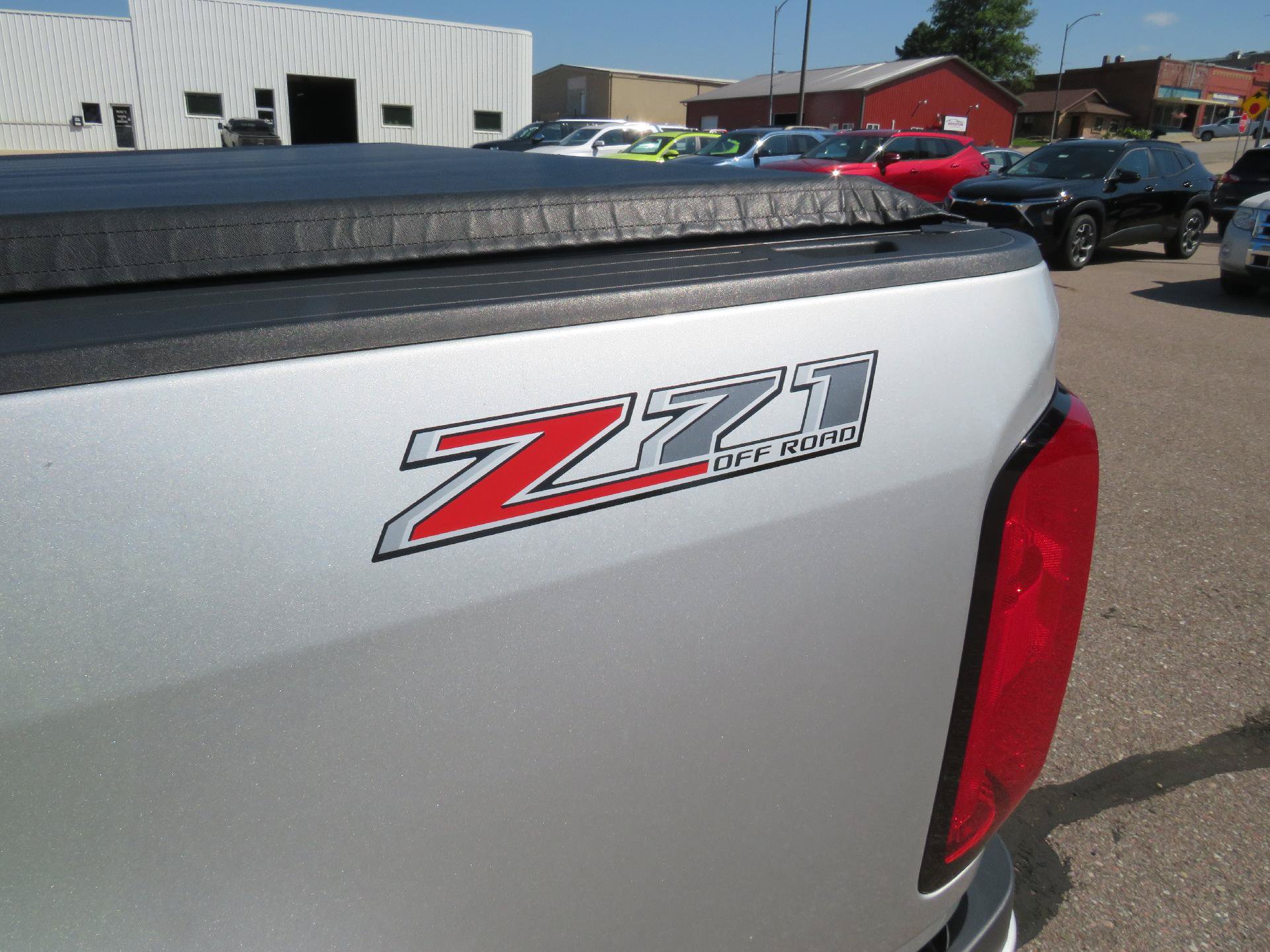 Used 2019 Chevrolet Colorado Z71 AWD/4WD image 8