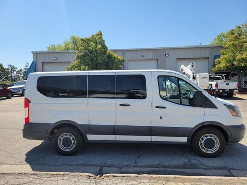 Used 2016 Ford Transit 150 XL RWD image 10