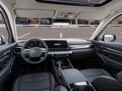 New 2025 Kia Telluride S image 14