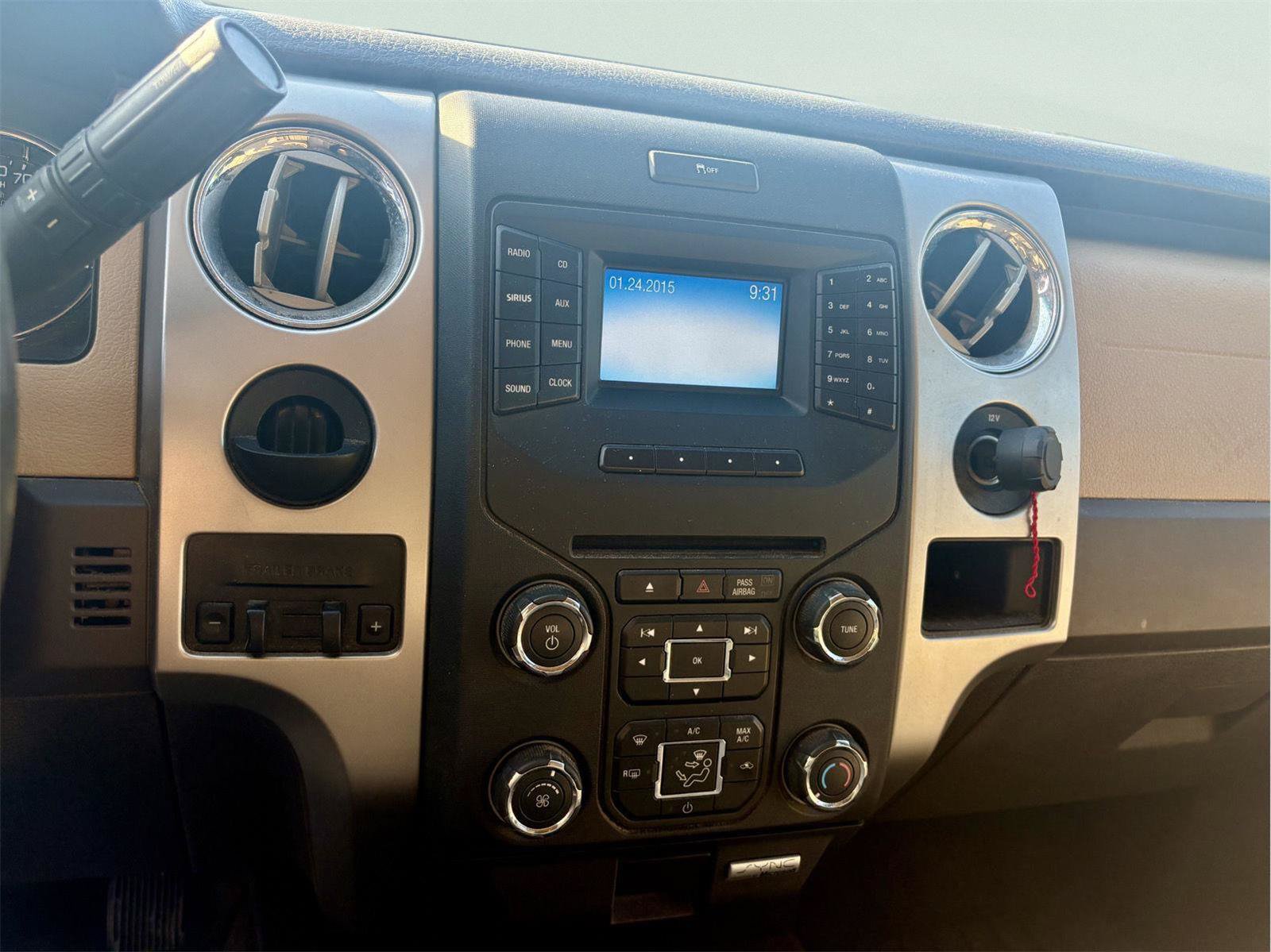 Used 2014 Ford F150 XLT w/ Equipment Group 302A Luxury RWD image 11