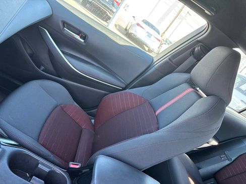 Used 2025 Toyota Corolla SE FWD image 15