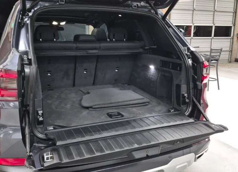 Used 2021 BMW X5 xDrive40i w/ Premium Package AWD/4WD image 10