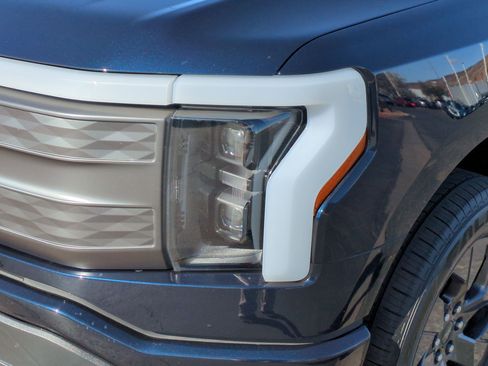 Used 2023 Ford F150 Lightning Lariat w/ Max Trailer Tow Package image 10