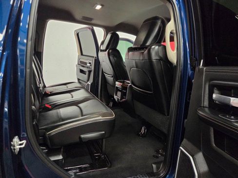 Used 2024 RAM 2500 Laramie w/ Towing Technology Group AWD/4WD image 10