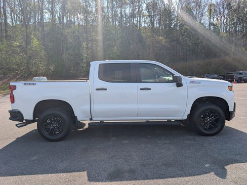 Used 2019 Chevrolet Silverado 1500 Custom Trail Boss w/ Custom Convenience Package image 10