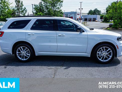 Used 2024 Dodge Durango GT RWD image 8