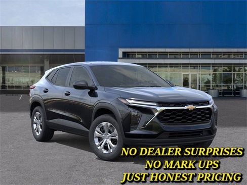 New 2026 Chevrolet Trax LS w/ Driver Confidence Package image 7