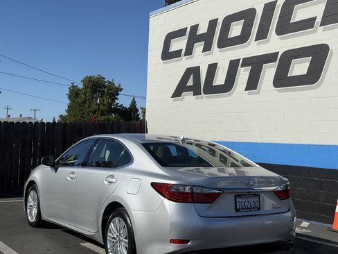 Used 2013 Lexus ES 350 w/ Premium Pkg FWD image 26