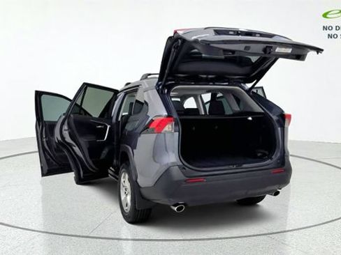 Used 2023 Toyota RAV4 XLE w/ Convenience Package FWD image 17