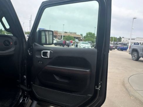 Used 2024 Jeep Wrangler Unlimited Rubicon 392 AWD/4WD image 25
