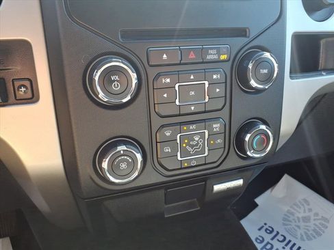 Used 2014 Ford F150 XLT w/ Equipment Group 302A Luxury image 18
