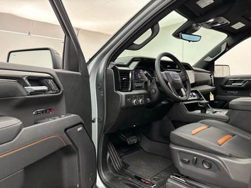 New 2026 GMC Sierra 1500 AT4 w/ Technology Package image 16