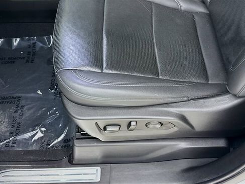 Used 2023 Chevrolet Silverado 1500 LTZ image 18