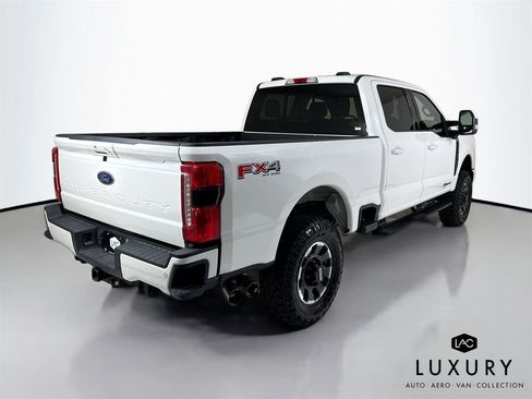 Used 2023 Ford F250 Lariat w/ Lariat Ultimate Package AWD/4WD image 6