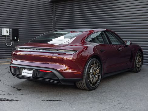 Certified 2023 Porsche Taycan image 9
