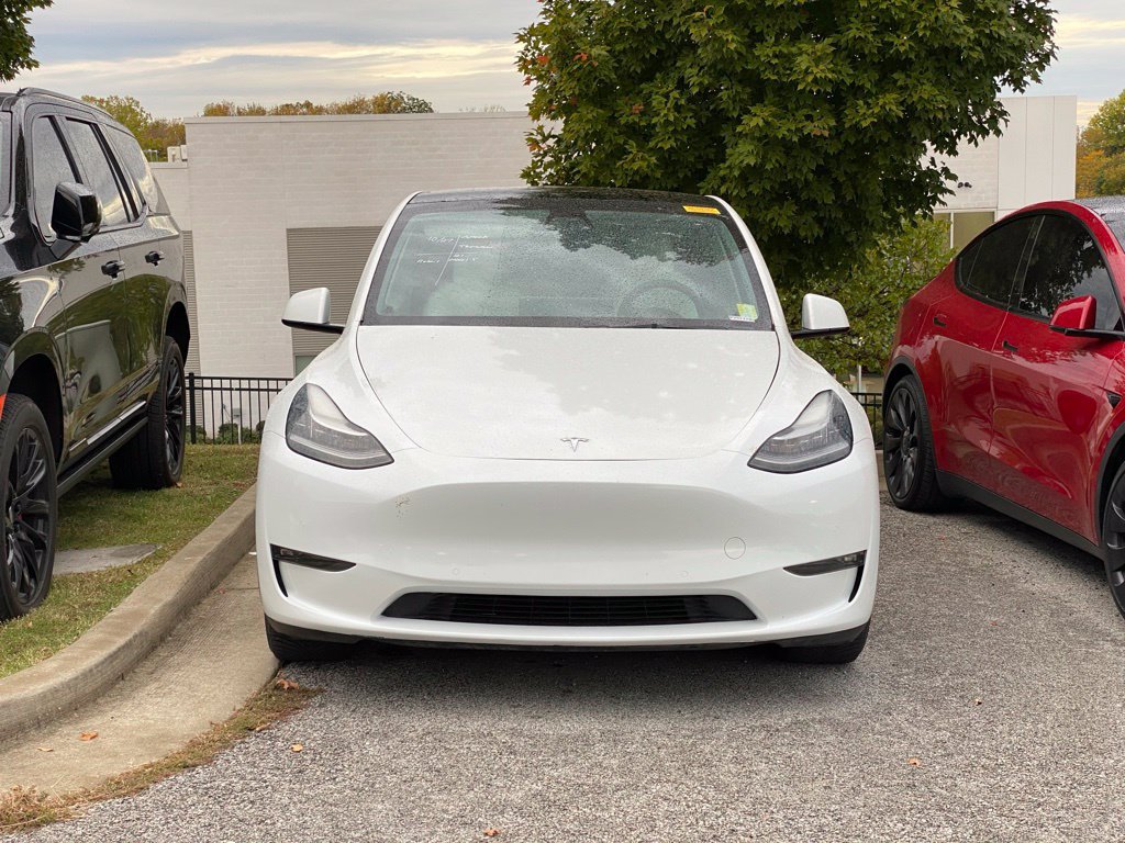 Used 2021 Tesla Model Y Long Range AWD/4WD image 2