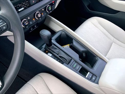 Used 2023 Honda Accord EX image 17