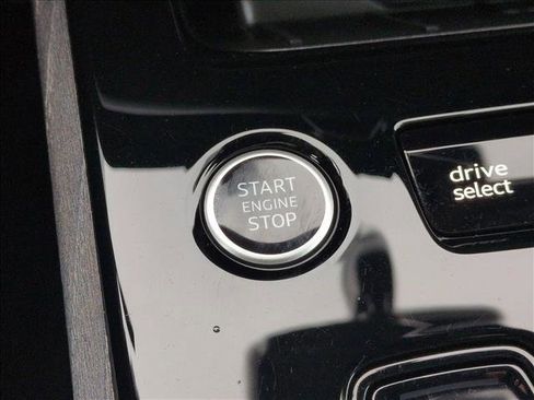 Used 2025 Audi A5 2.0T Premium Plus Sedan w/ Premium Plus image 17