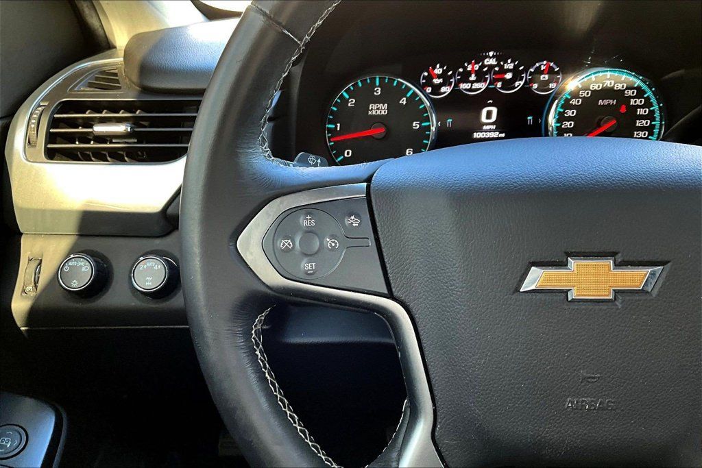Used 2017 Chevrolet Suburban LT AWD/4WD image 11