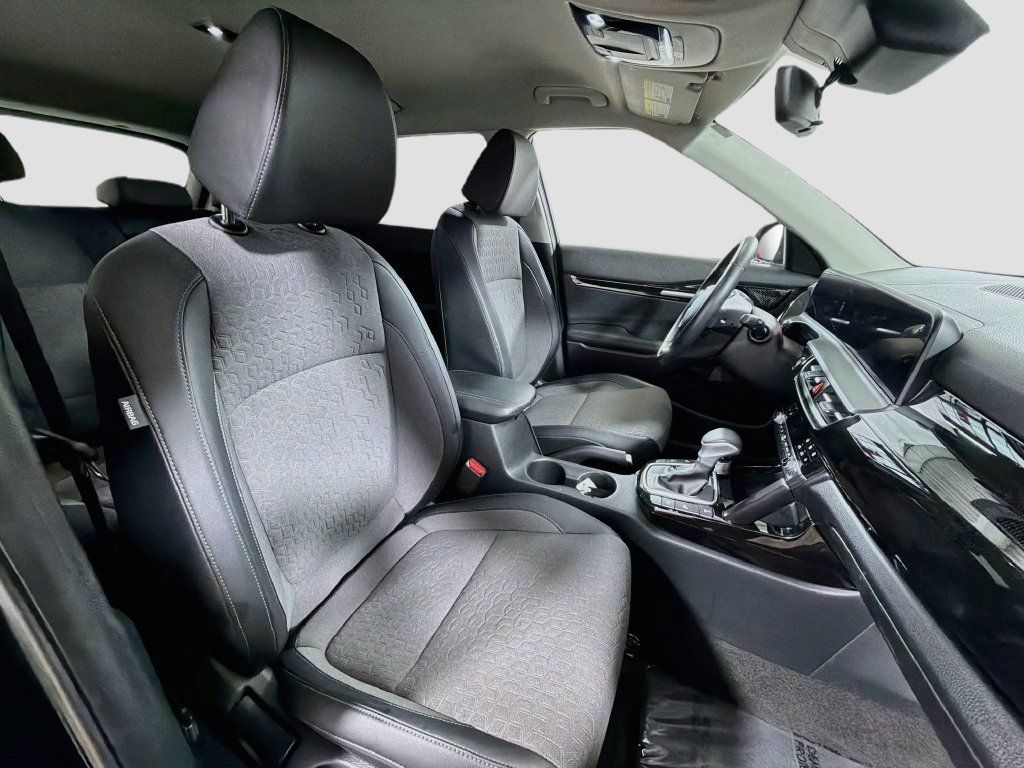 Used 2024 Kia Seltos S AWD/4WD image 29