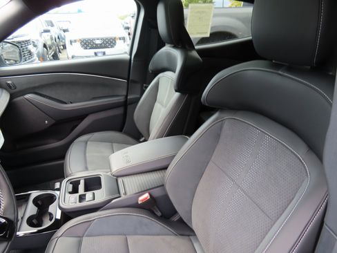 New 2025 Ford Mustang Mach-E GT image 15