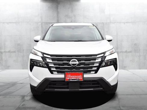 New 2026 Nissan Rogue SV image 4