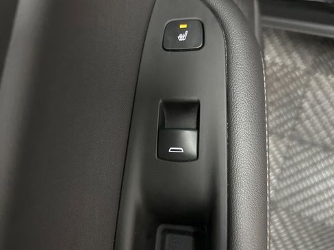 Used 2024 Chevrolet Blazer Premier w/ Enhanced Convenience Package AWD/4WD image 34