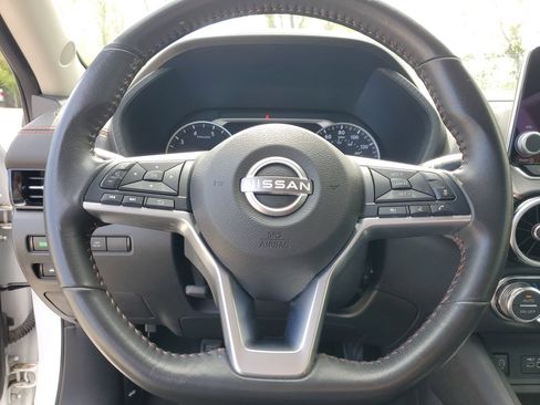 Used 2024 Nissan Sentra SR FWD image 21
