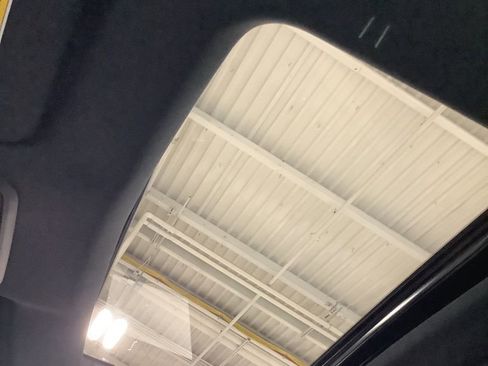 Used 2023 Honda Passport EX-L image 32