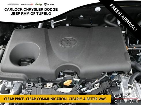 Used 2025 Toyota RAV4 XLE Premium w/ Weather Package AWD/4WD image 31